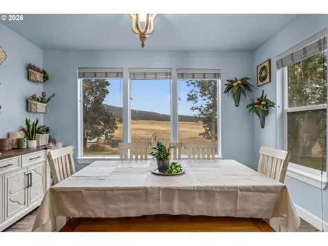8997 NW Elizabeth Way Prineville OR 97754