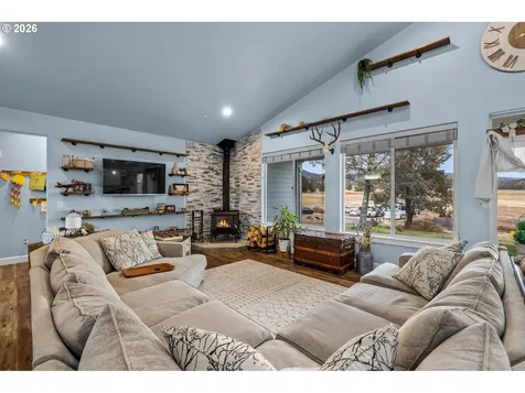 8997 NW Elizabeth Way Prineville OR 97754