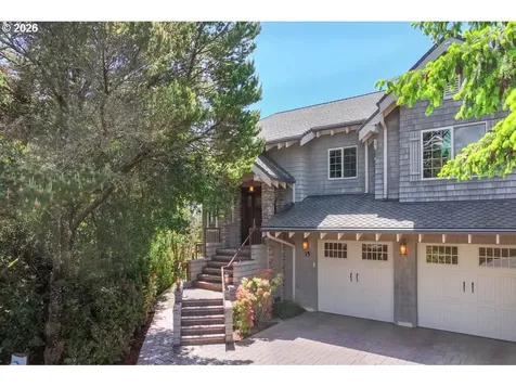 15 Sea Watch Court Florence OR 97439