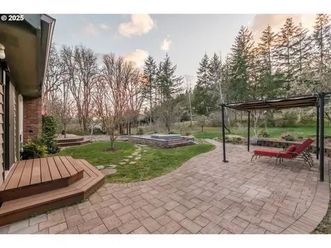 6560 NW Vineyard Drive Corvallis OR 97330