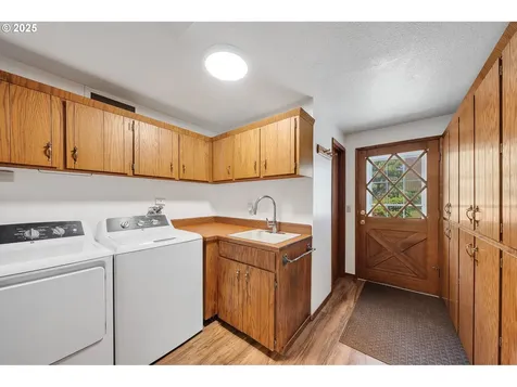 9065 Trask River Road Tillamook OR 97141