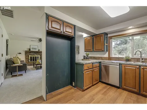 9531 SW Siuslaw Lane Tualatin OR 97062