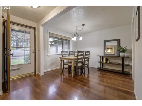 9531 SW Siuslaw Lane Tualatin OR 97062