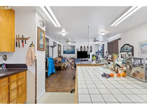 5565 NE Stephens Street Winchester OR 97495