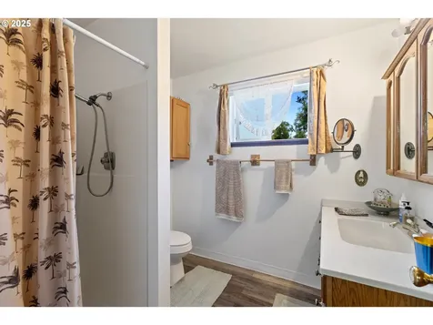 5565 NE Stephens Street Winchester OR 97495
