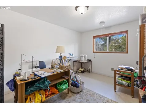 5565 NE Stephens Street Winchester OR 97495