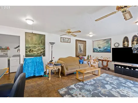 5565 NE Stephens Street Winchester OR 97495