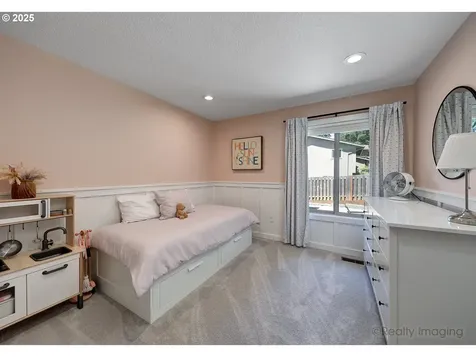 10262 SE 99th Drive Happy Valley OR 97086