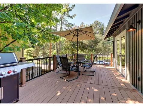 10262 SE 99th Drive Happy Valley OR 97086