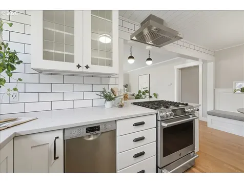3205 NE 79th Avenue Portland OR 97213