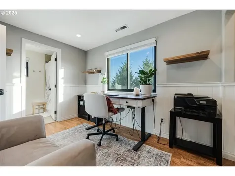 865 16th Street Lafayette OR 97127