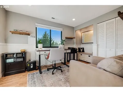 865 16th Street Lafayette OR 97127