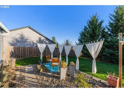 865 16th Street Lafayette OR 97127
