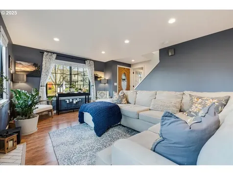 865 16th Street Lafayette OR 97127