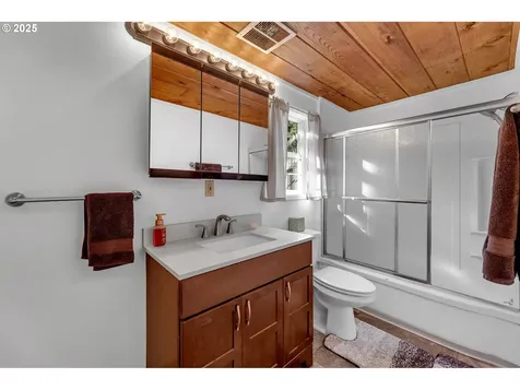 40300 NE 169th Avenue Amboy WA 98601