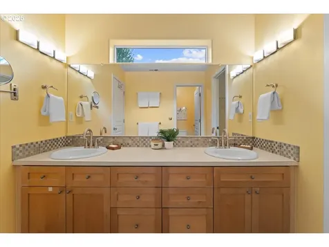 88 NW 209th Avenue Beaverton OR 97006