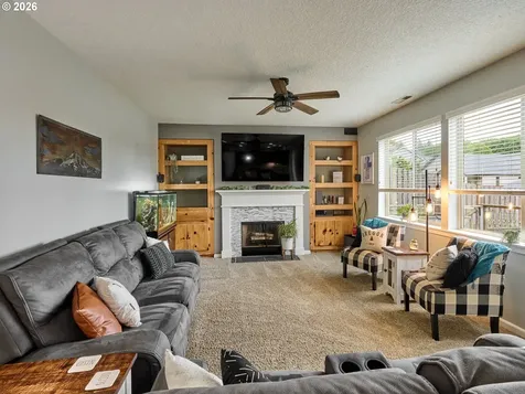 960 NE Cascadia Ridge Drive Estacada OR 97023