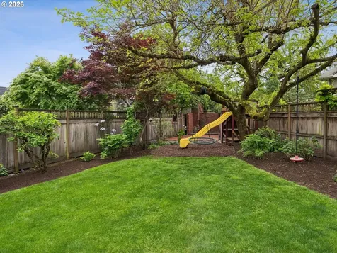 4124 NE Multnomah Street Portland OR 97232