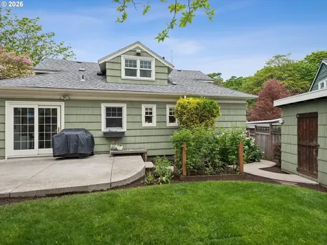 4124 NE Multnomah Street Portland OR 97232