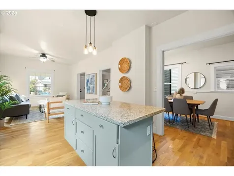 3522 N Borthwick Avenue Portland OR 97227