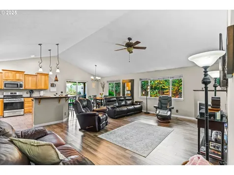 41871 N River Drive Sweet Home OR 97386