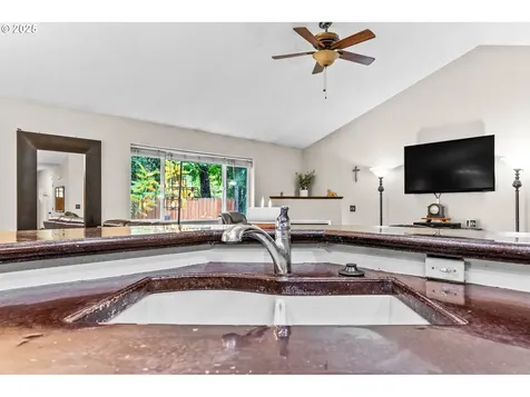 41871 N River Drive Sweet Home OR 97386