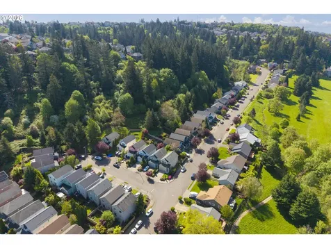 3418 NW 30th Circle Camas WA 98607