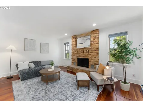 6145 SW Sweetbriar Court Portland OR 97221