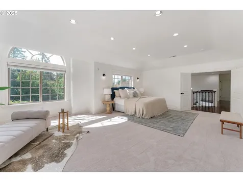 6145 SW Sweetbriar Court Portland OR 97221