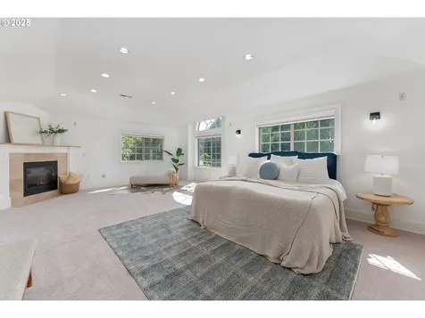 6145 SW Sweetbriar Court Portland OR 97221