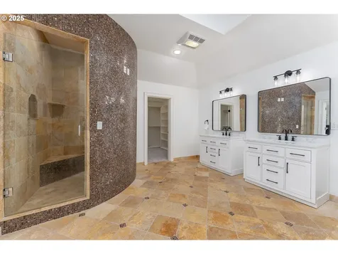 6145 SW Sweetbriar Court Portland OR 97221