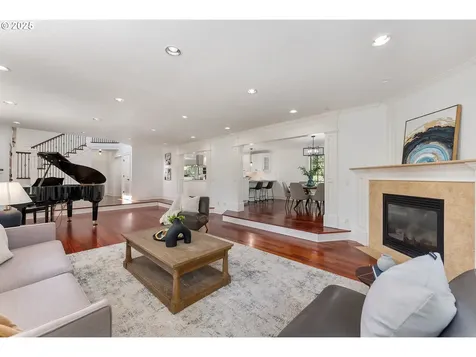 6145 SW Sweetbriar Court Portland OR 97221