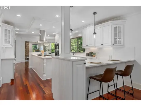 6145 SW Sweetbriar Court Portland OR 97221