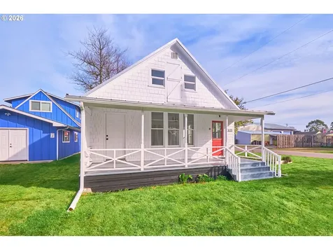 4302 L Place Seaview WA 98644