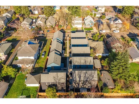 5488 SE Boise Street Portland OR 97206