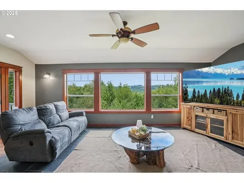 14900 NE Critter Hill Drive Amboy WA 98601
