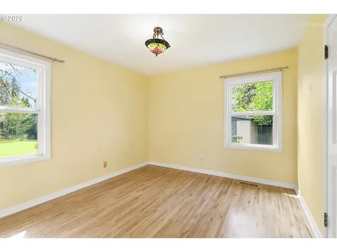 874 NE Birchwood Drive Hillsboro OR 97124