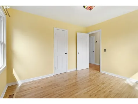 874 NE Birchwood Drive Hillsboro OR 97124