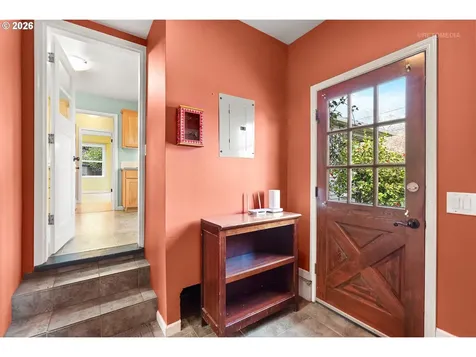 874 NE Birchwood Drive Hillsboro OR 97124