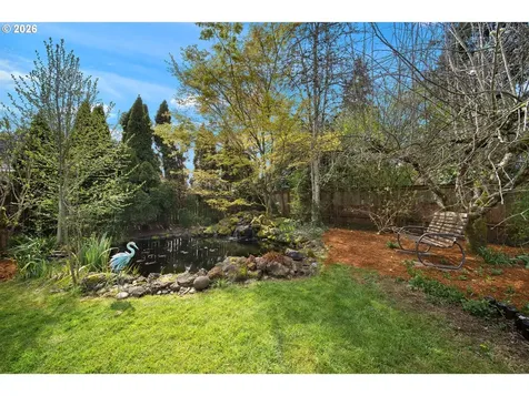 874 NE Birchwood Drive Hillsboro OR 97124