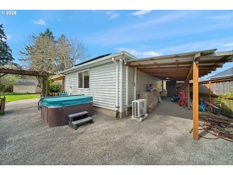 874 NE Birchwood Drive Hillsboro OR 97124