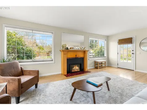 874 NE Birchwood Drive Hillsboro OR 97124