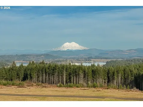 Silverwood Drive Castle Rock WA 98611