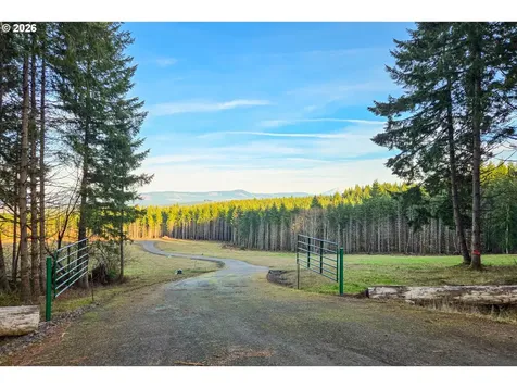 Silverwood Drive Castle Rock WA 98611