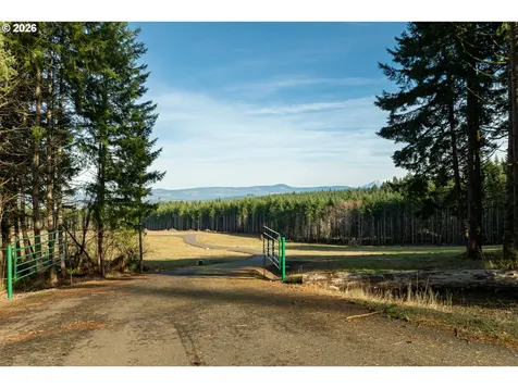 Silverwood Drive Castle Rock WA 98611