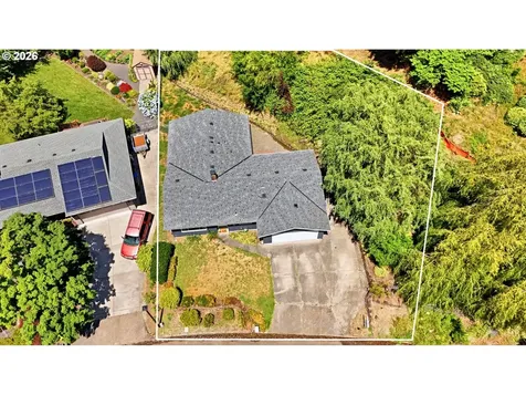 5655 SE Colony Circle Milwaukie OR 97267