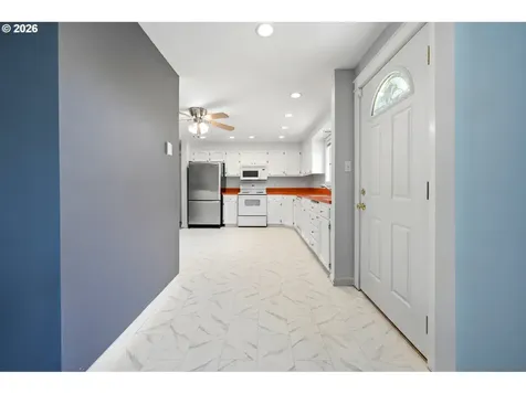 5655 SE Colony Circle Milwaukie OR 97267