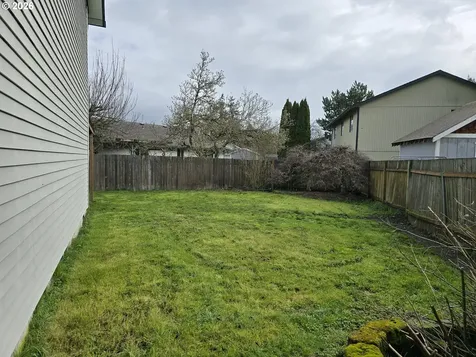 7007 NE 142nd Court Vancouver WA 98682