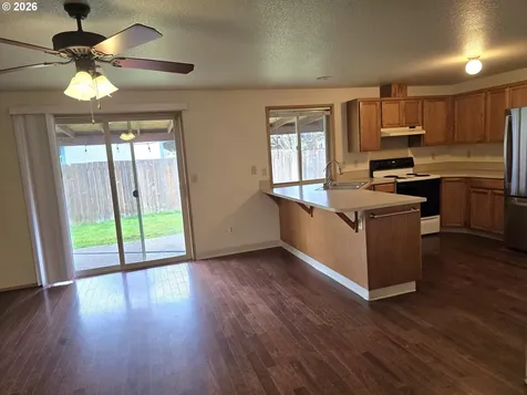 7007 NE 142nd Court Vancouver WA 98682