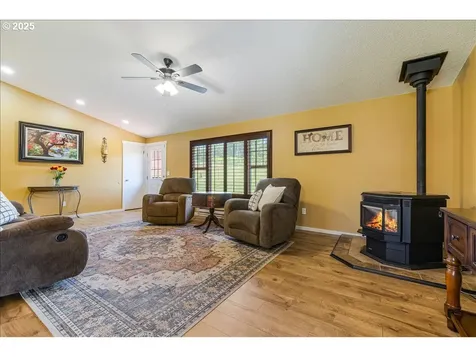 18203 S Windy City Road Mulino OR 97042